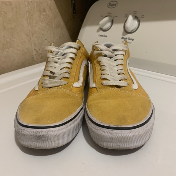 Vans - Picture 2 of 6